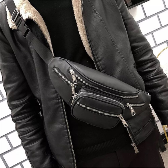 Trendy Faux Leather Chain Vintage Fanny Pack Bag - Picture 4 of 7